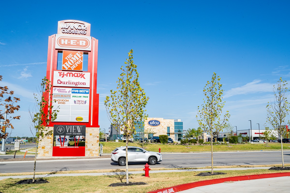 Manor Commercial Plaza Sign